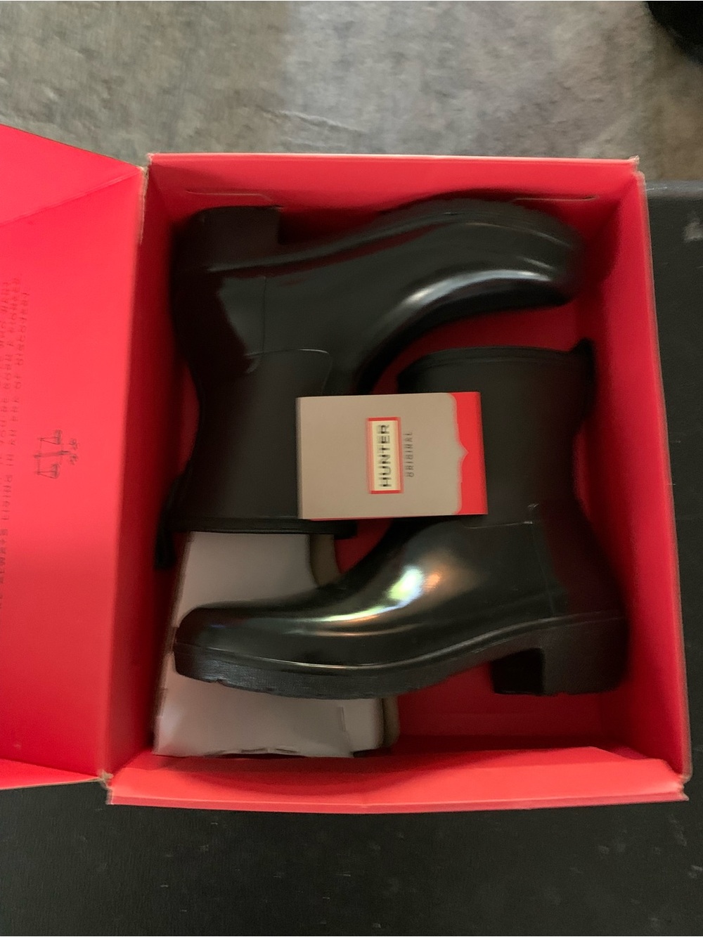 Hunter Gloss Black Short Rain Boots size 8